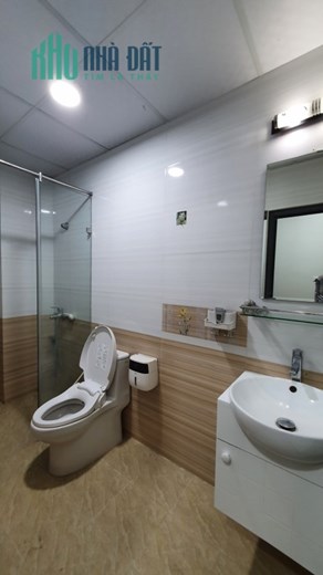 BÁN NHÀ GẦN HỒ TÂY DIỆN TÍCH 51M + 5 TẦNG, MẶT TIỀN 5.1 .Ô TÔ TRÁNH, NGÕ THÔNG. SỎ ĐẸP NỞ HẬU, GIÁ