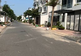 Cần bán nhanh 2 sản phẩm bất động sản vị trí đẹp, giá hời tại xã Bình Chánh, huyện Bình Chánh, TP