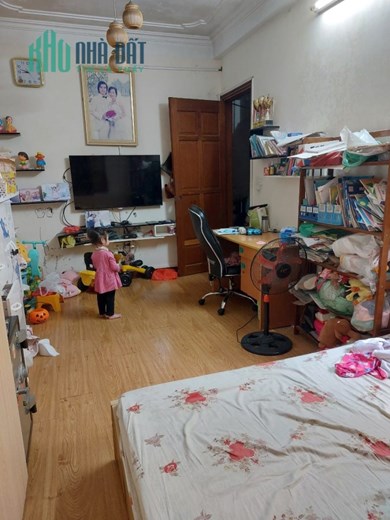 Nhà Vũ Ngọc Phan, Đống Đa, 6.4 tỷ, 2 mặt ngõ, sổ nở hậu, an sinh đỉnh.