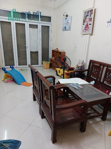 Nhà Vũ Ngọc Phan, Đống Đa, 6.4 tỷ, 2 mặt ngõ, sổ nở hậu, an sinh đỉnh.