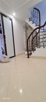 Nhà đẹp giá tốt. Nhà Ngõ Thống Nhất 20m2 t2 chỉ 2 tỷ4