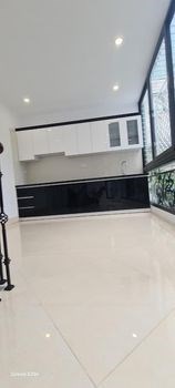 Nhà đẹp giá tốt. Nhà Ngõ Thống Nhất 20m2 t2 chỉ 2 tỷ4
