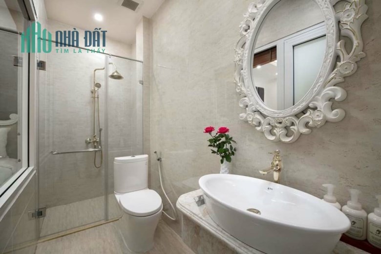 Chân dài phố Đỗ Đức Dục, 41m2, gần trường học, view công viên,Nhà thiết kế hiện đại, 4 tỷ 5