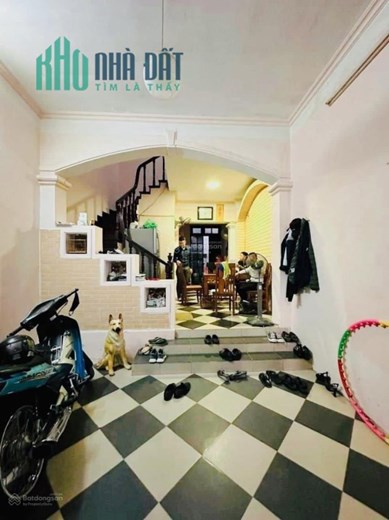 Nhà phố Cát Linh hiếm ngõ ô tô, 10m ra ô tô tránh, DT 56m2 x 5T, mt 4m, giá 7tỷ 6
