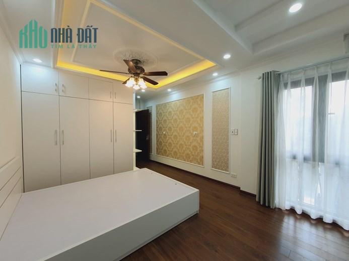Nhà riêng Phố Nhân Hòa Nhân Chính 45m 4 tầng ngõ nông gần phố ô tô lùi cửa nhà đẹp full nội thất