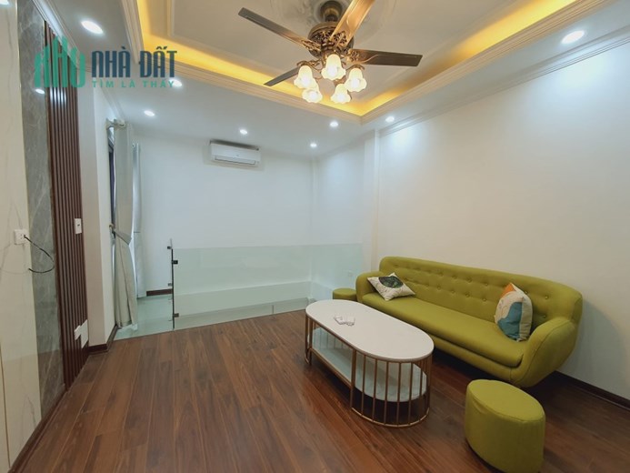 Nhà riêng Phố Nhân Hòa Nhân Chính 45m 4 tầng ngõ nông gần phố ô tô lùi cửa nhà đẹp full nội thất