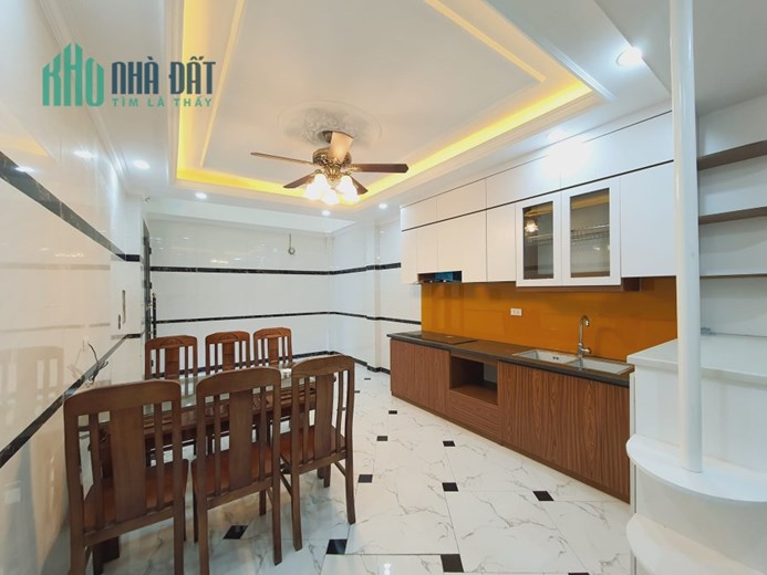 Nhà riêng Phố Nhân Hòa Nhân Chính 45m 4 tầng ngõ nông gần phố ô tô lùi cửa nhà đẹp full nội thất