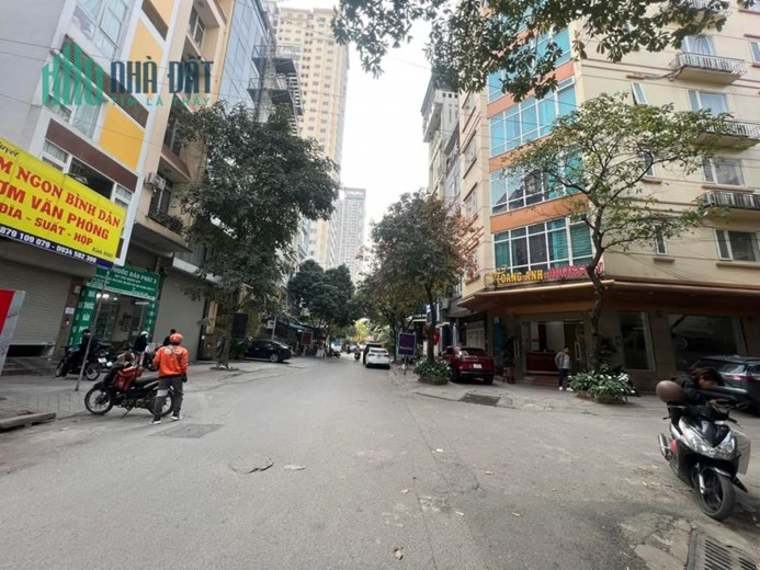 Bán Đất Dương Khuê, Ô Tô Tránh, Kinh Doanh, Văn Phòng, 2 Thoáng, Mặt Tiền Rộng. Dt 72m, Giá 12 Tỷ.