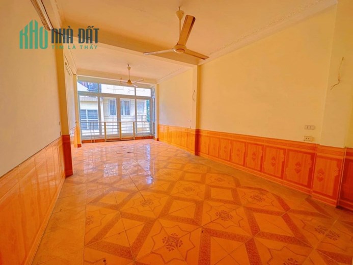 Nhà Mặt Ngõ 110 Trần Duy Hưng 70m2-5Tầng -16.5 Tỷ Ôtô tránh, KD vô đối, Ngõ thông