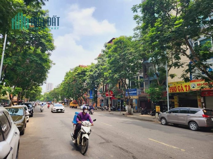 Qúa rẻ ! nhà mặt phố trần quôc hoàn cầu giấy  65m x 6t giá nhỉnh 21 tỷ