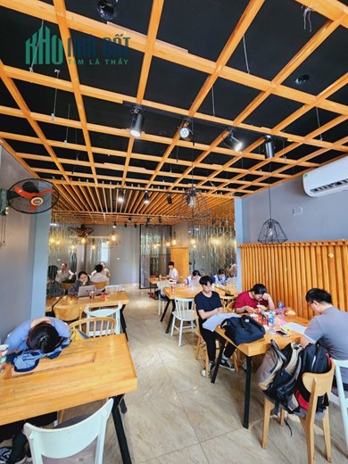 💥 Bán nhà Mặt phố Trần Quốc Hoàn,  Cầu Giấy, 46m2 6T Thang máy, MT 4m, Chỉ 21.5 Tỷ 💥