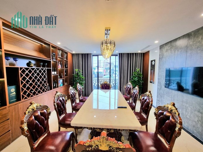 KIỆT TÁC NGHỆ THUẬT – ĐẲNG CẤP GIỚI THƯỢNG LƯU - GARA Ô TÔ - THANG MÁY - KINH DOANH