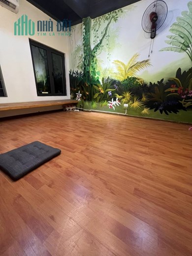 BÀN NHÀ MẶT PHỐ TRẦN QUỐC HOÀN KINH DOANH VĂN PHÒNG - SPA DOANH THU 70TR/TH 2 MẶT Ô TÔ TRÁNH