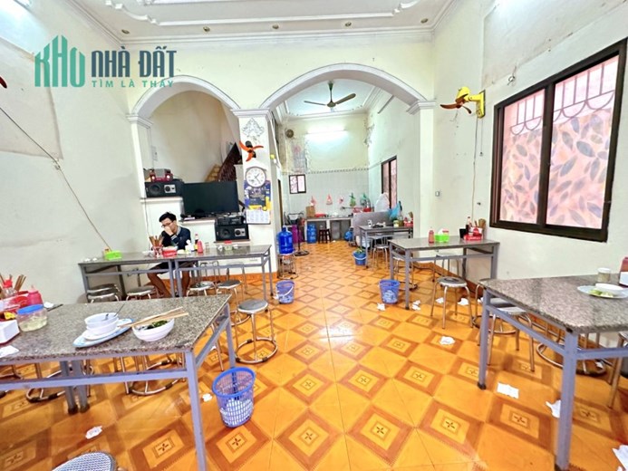 Bán nhà 80m2, mặt phố Chính Kinh, Thanh Xuân, nhỉnh 11 tỷ, trungst8