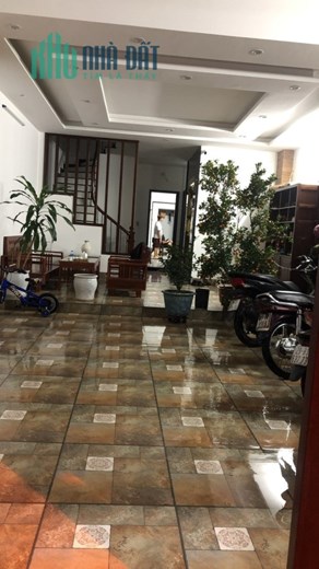 BÁN CHUNG CƯ MINI  PHỐ BỒ ĐỀ 132 M 6 TẦNG  16 TỶ,GARA Ô TÔ THANG MÁY NHÀ ĐẸP. KINH DOANH DÒNG TIỀN