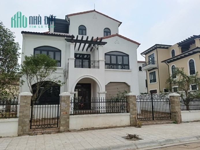 Bán Cắt Lỗ 50% biệt thự Nam An Khánh, diện tích 460 m2, 50tr/m2