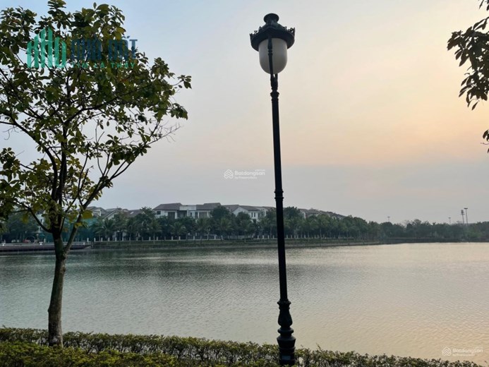 Bán Biệt Thự ô góc 3 mặt thoáng 370m2 đẹp nhất Vista Lago Nam An Khánh. Giá Đặc Biệt Rẻ 88tr/m2