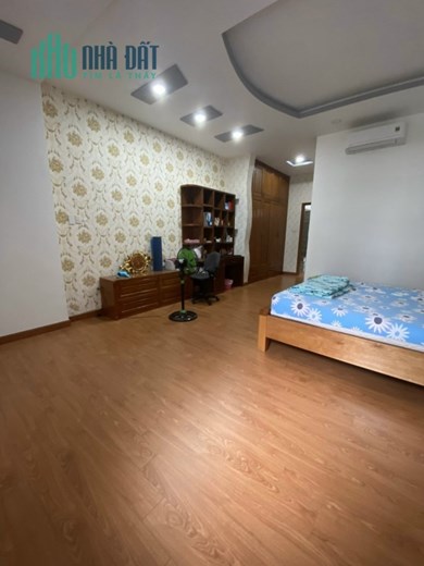 XE HƠI ĐỖ CỬA  4 TẦNG 45m2 PHÚ THỌ HÒA TÂN PHÚ NHỈNH 4 TỶ TL