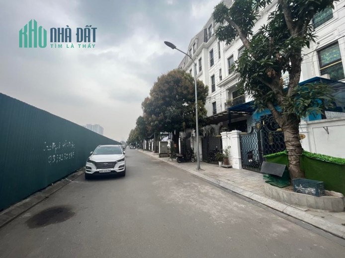 Chính chủ cần bán nhà liền kề phân lô khu đô thị mới Đại Kim đường Nguyễn Xiển