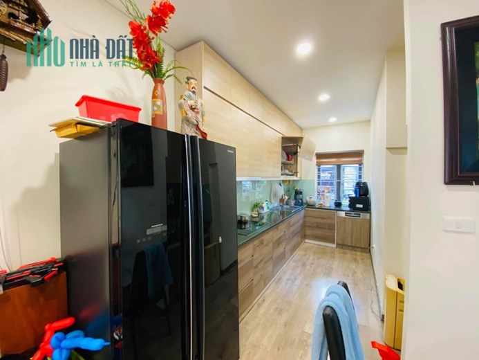 CẦN BÁN GẤP-KHU VIP BA ĐÌNH-MẶT NGÕ THÔNG ÔTÔ TRÁNH-KINH DOANH-65M 22xTỶ-VẠN BẢO
