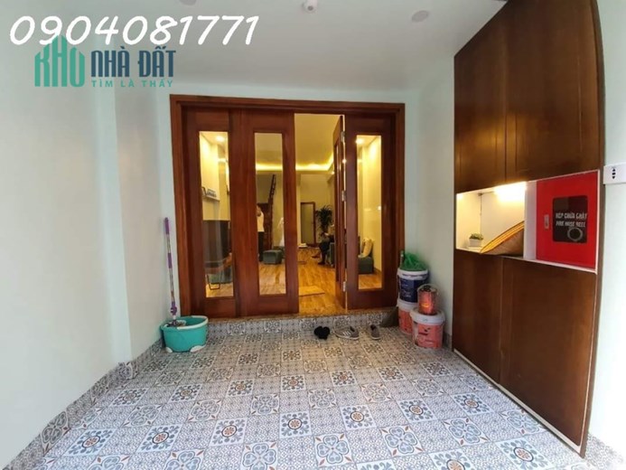 Cần bán nhanh nhà phố Âu Cơ - cách 2 nhà ra phố