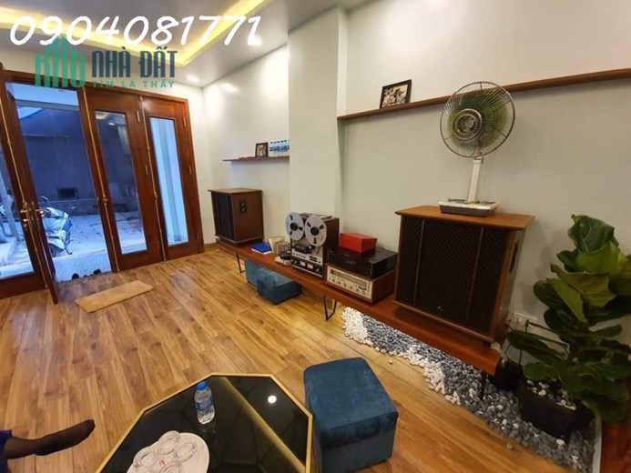 Cần bán nhanh nhà phố Âu Cơ - cách 2 nhà ra phố