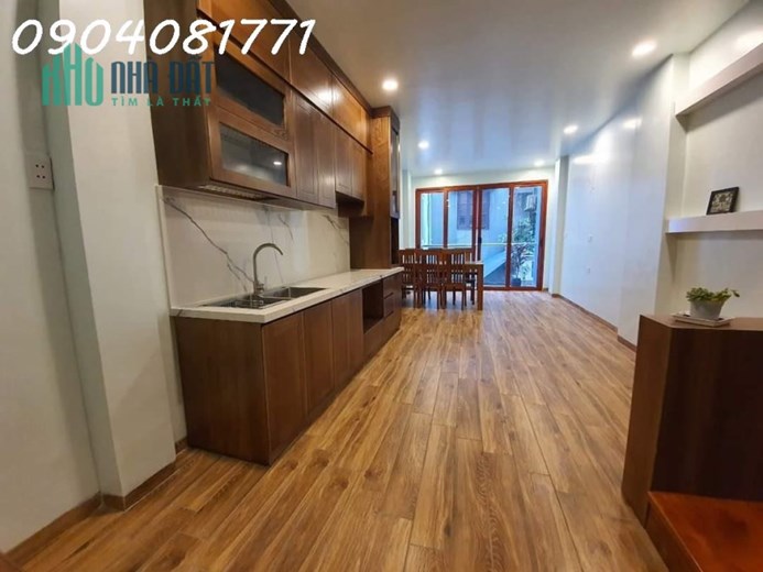 Cần bán nhanh nhà phố Âu Cơ - cách 2 nhà ra phố