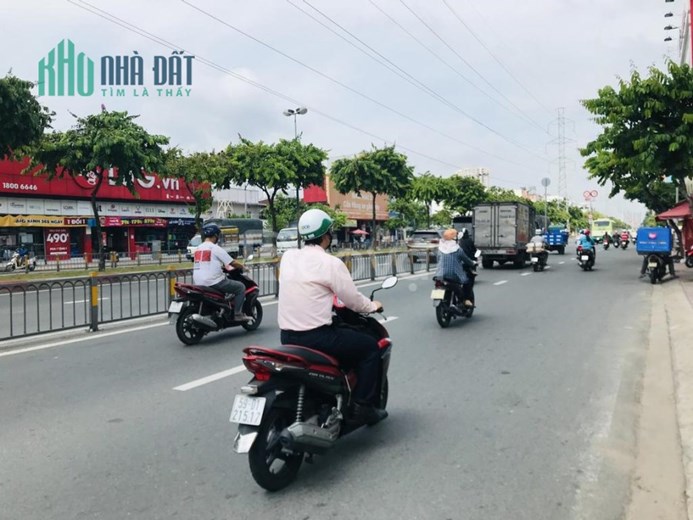 Chủ đi nước ngoài ký gởi bán nhà 7L MT Kinh Dương Vương, siêu rẻ 52 tỷ