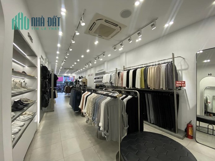 Bán Nhà Mặt Phố Chùa Bộc, Quận Đống Đa, 107m x 5T, Giá 53.5 tỷ.
