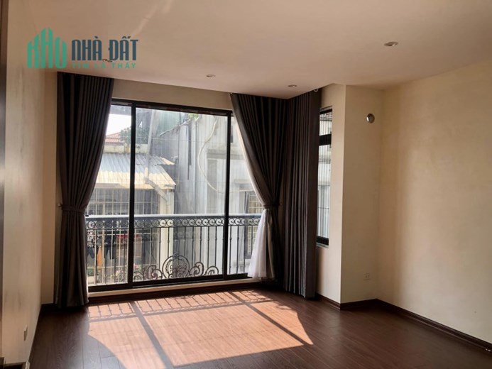 Nhà Ngõ 156 Hồng Mai, 45m2, 5T, MT4.5m, 7.2 Tỷ, Nhà đẹp, Ô tô, 0977097287
