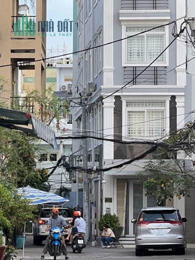 HXT Thông Hồ Biểu Chánh - Căn góc-  4,5 x 8,5M - 3 Lầu - 10.2tỷ
