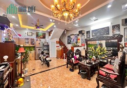 Nội thất đỉnh.Thật 100%, Nhà Hai Bà Trưng, 10m ra ô tô, 5 phút lên hồ Gươm. Diên tích 48m*5T, mặt