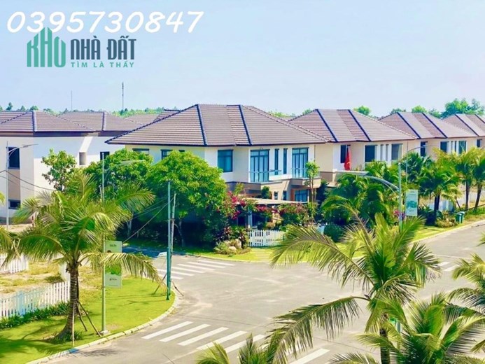 Bán Biệt Thự đẹp trong khu đô thị  an ninh liền kề Chợ Mới Bàu Bàng Diện Tích 340m2 Sổ Hồng Công