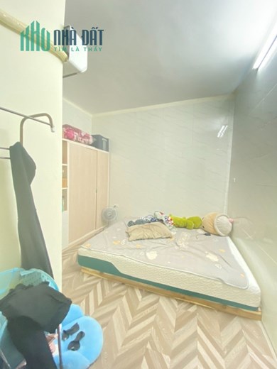 Bán nhà sổ đỏ chính chủ 5 tầng phố Hồng Mai, trung tâm quận Hai Bà Trưng, thông các phố Bạch Mai,
