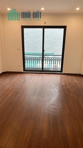 Bán ngôi nhà 47m2 phố Âu Cơ, Tây Hồ Dân xây 5 ngủ Mặt phố 10m 4.7 Tỷ