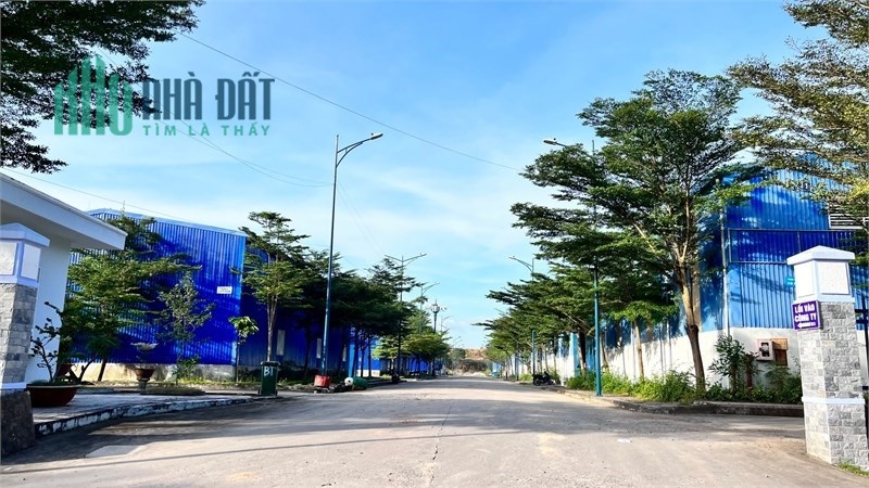 nhà xưởng đẹp DT xưởng đa dạng. phục vụ sản xuất nhiều ngành nghề. khuôn viên đẹp