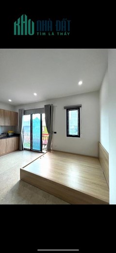 NHƯỢNG GẤP Mặt Phố xx Cầu Diễn. Nhà mặt đường oto đỗ cửa, trước cửa là bến xe buyt. Không chung