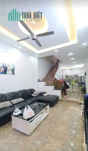BÁN ngôi nhà XUÂN ĐỈNH,căn nhà ĐẸP- NGÕ THÔNG - thiết kế bên trong CAO CẤP - xe con VÀI BƯỚC CHÂN