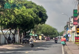 NHÀ ĐẸP P BÌNH THỌ . LÔ GÓC. MỚI XÂY KINH DOANH ĐƯỢC. ĐỦ CÔNG NĂNG. GIÁ RẺ CHỈ HƠN 6 TỶ