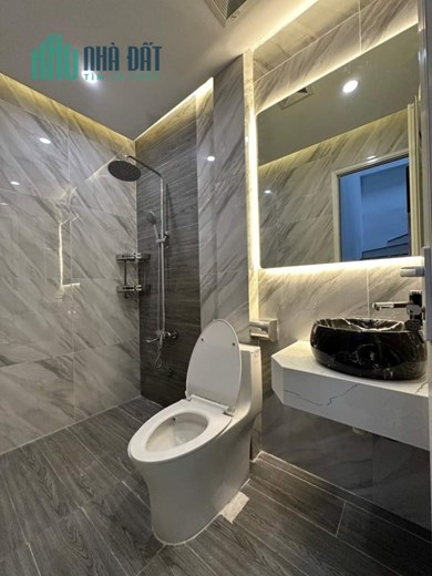 Bán Nhà Lê Trọng Tấn-Quận Thanh Xuân, Oto vào nhà. Thang máy. 59m MT 5m