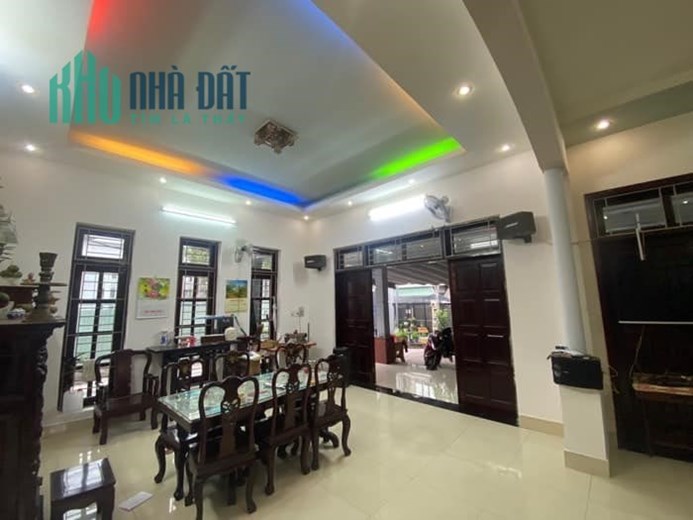 BÁN NHÀ MẶT TIỀN 3 MẶT THOÁNG QUẬN 8 HƯNG PHÚ, DT 329M2 X4 TÂNG X 13.7 x 24M, NHĨNH 30 TỶ