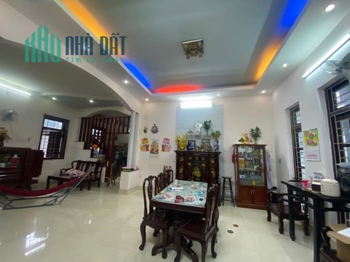 BÁN NHÀ MẶT TIỀN 3 MẶT THOÁNG QUẬN 8 HƯNG PHÚ, DT 329M2 X4 TÂNG X 13.7 x 24M, NHĨNH 30 TỶ