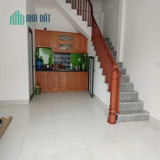 Bán nhà Lai Xá Kim Chung, S; 40 m2 x 5 tầng, mặt tiền 5 m giá chỉ 2 tỷ 5