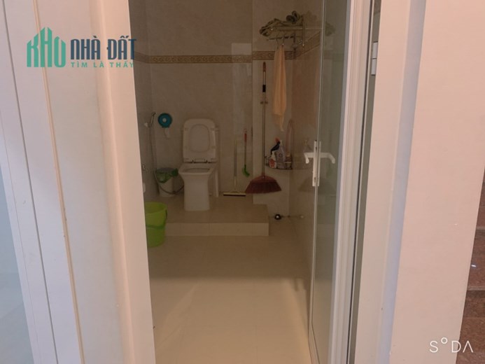 Bán nhà phố Tân Hòa, diện tích 64m, xây 4 tầng đẹp. Giá 7.8 tỷ.