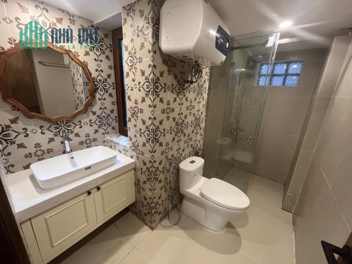 Bán nhà mặt phố Hàng Vải, Hoàn Kiếm 46m, 5 tầng, 7m MT, lô góc, dòng tiền 120 tháng