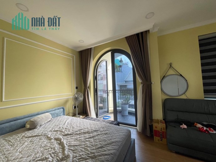GIẢM NGAY 6 TỶ, CĂN MẶT TIỀN LỚN HUỲNH TẤN PHÁT, 3 TẦNG, 140 M2, 11 TỶ