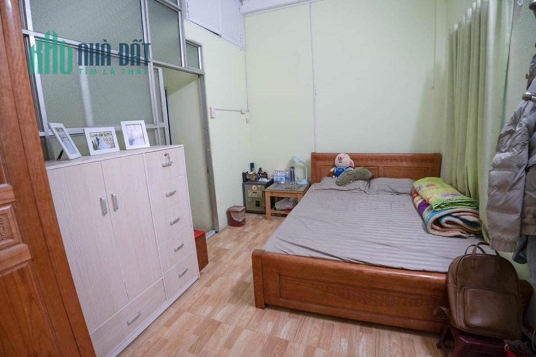 Nhà Khương Trung 2,4 tỷ 3 tầng, 2 thoáng vĩnh viễn