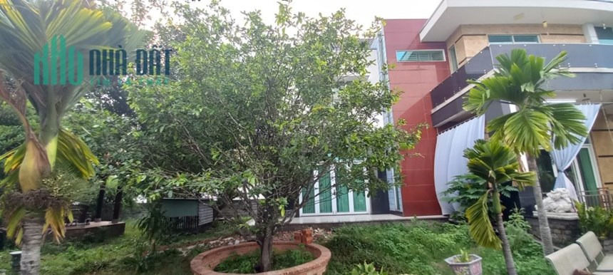 biệt thự giá rẻ.chỉ 8tr 1m2 nằm ngay trung tâm tp.thuận an.bình dương