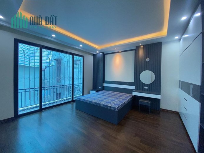 Bán nhà Bà Triệu, Hà Trì Hà Đông 38m2 5 tầng ngõ thông kinh doanh 3,75 tỷ