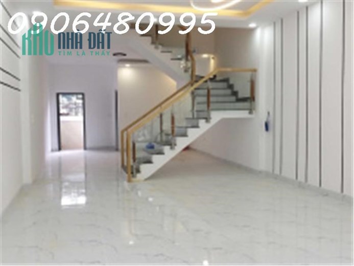 Bán nhà phố chính chủ mặt tiền đường Tên Lửa 12 tỷ sổ hồng sẫn có thể thương lượng giá